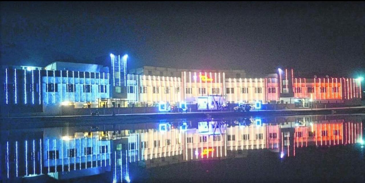 Veena Regency Chās Exterior foto